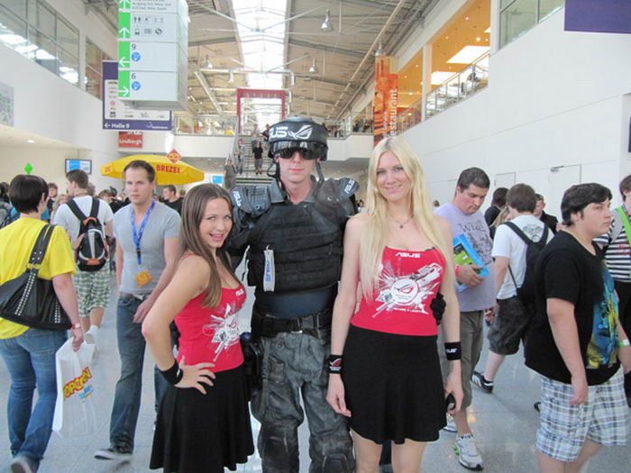     GamesCom 2010 (41 )