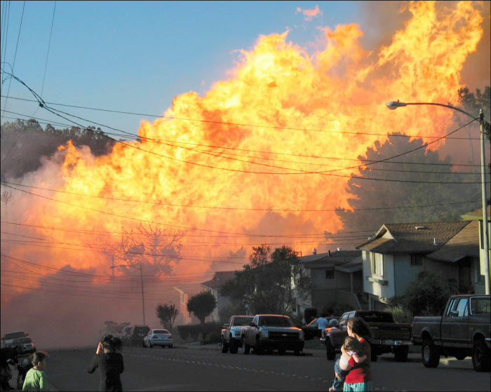 Взрыв газопровода (34 фото)