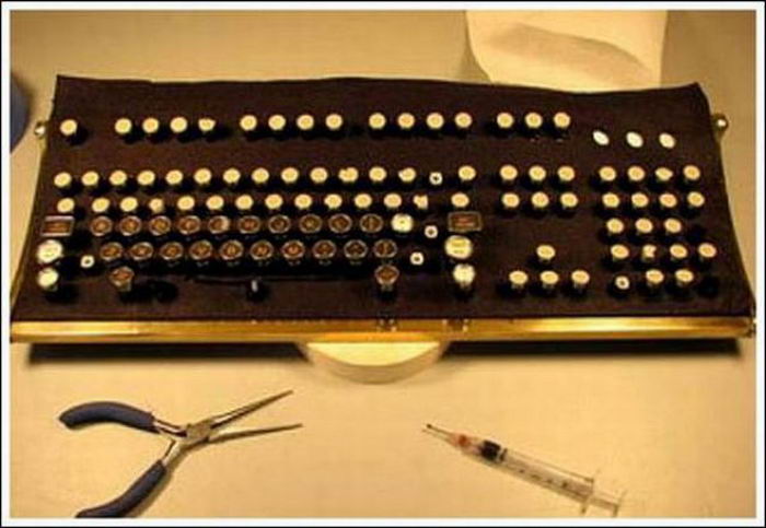 Оригинальная клавиатура в стиле стимпанк (44 фото)