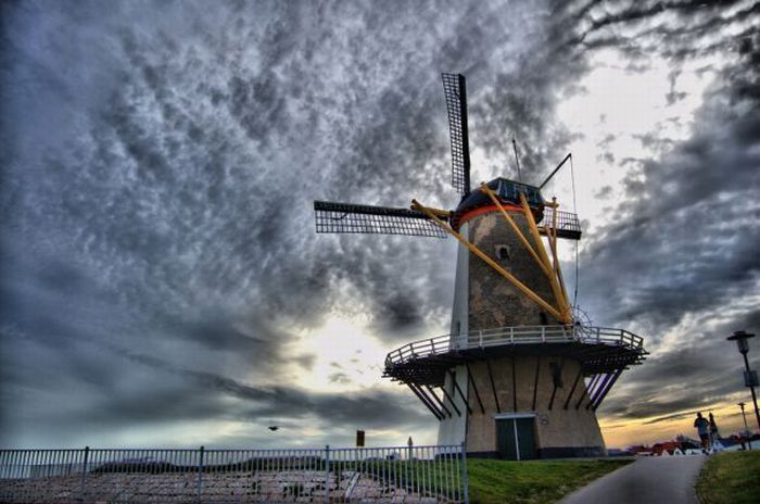 HDR  (47 )