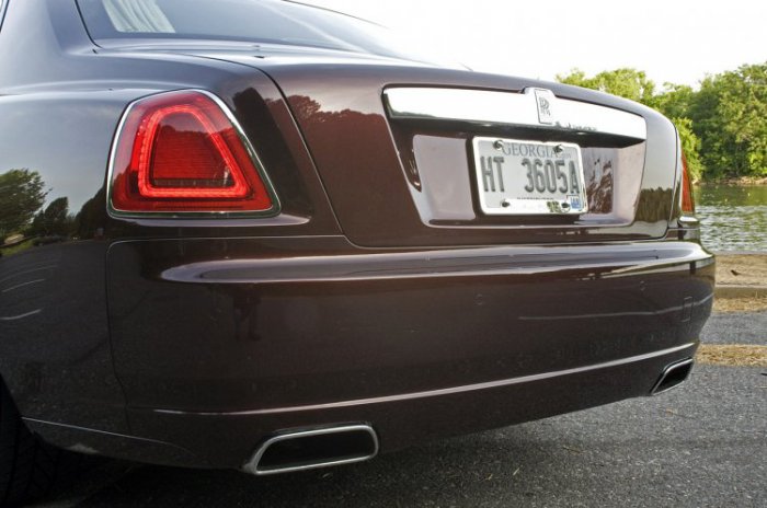 Rolls-Royce Ghost (15 )