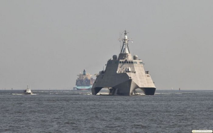 USS Independence (16 )