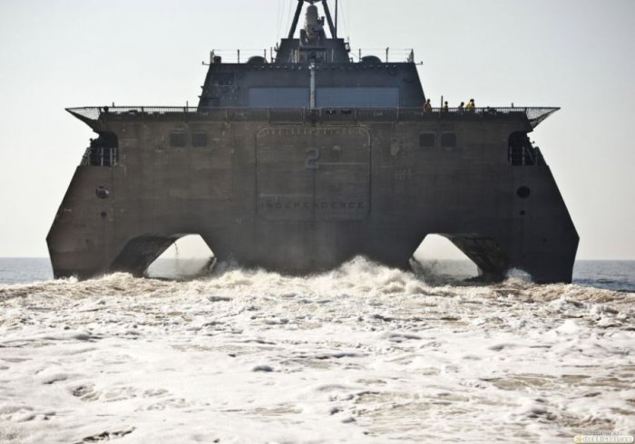 USS Independence (16 )