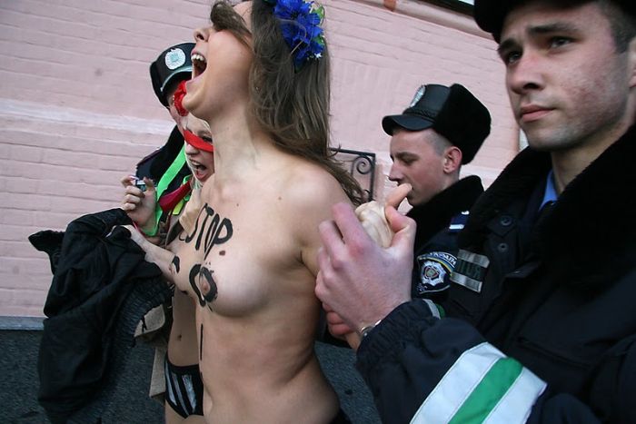 Femen  )