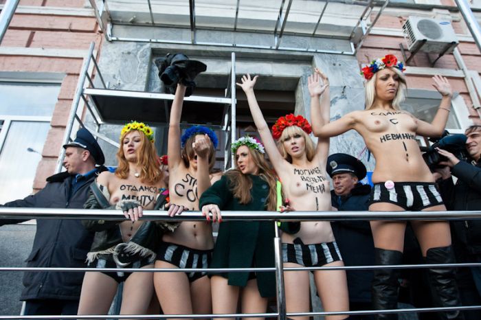 Femen  )