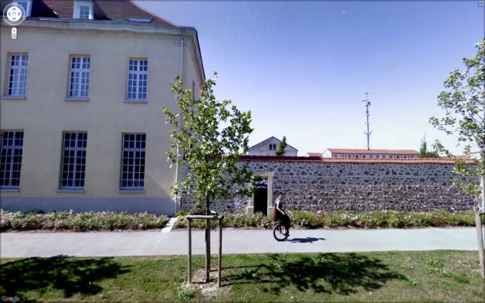   Google Street View (120 )