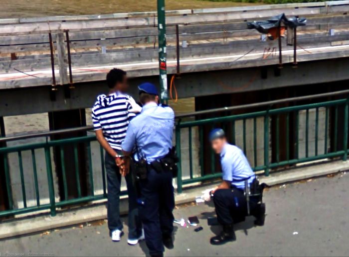   Google Street View (120 )