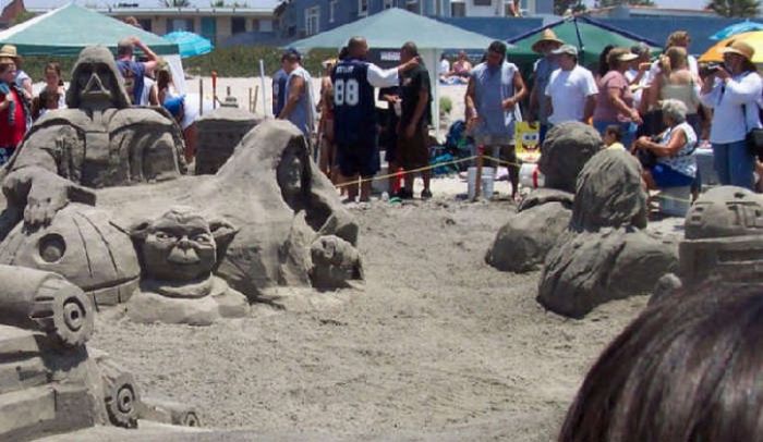 Необычные скульптуры из песка (21 фото)