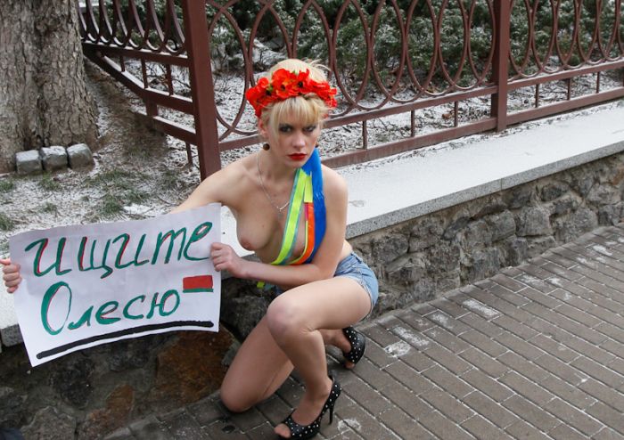   Femen   " "