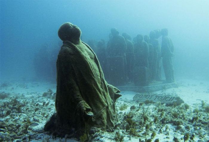 Музей подводных скульптур в Мексике (26 фото)