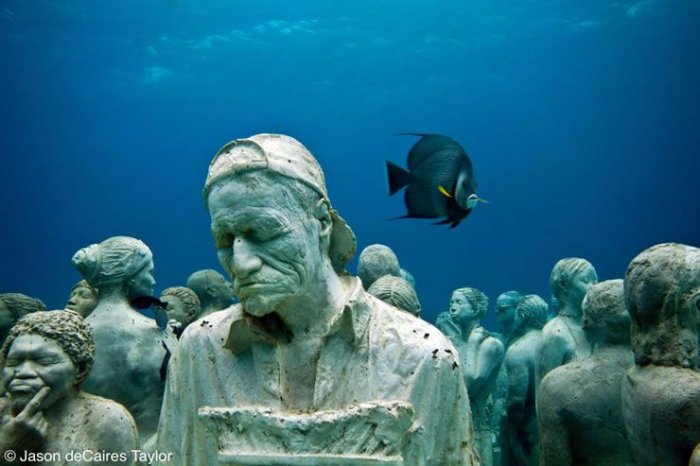 Музей подводных скульптур в Мексике (26 фото)
