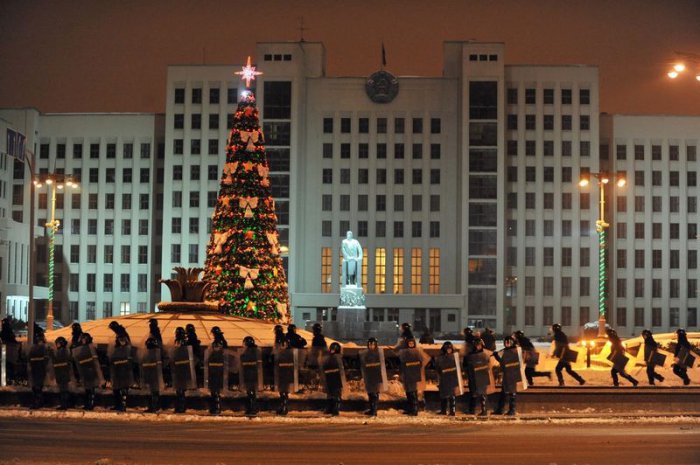 Протесты белорусской оппозиции в Минске (20 фото)