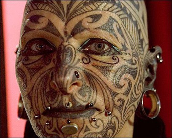 Подборка татуированных фриков