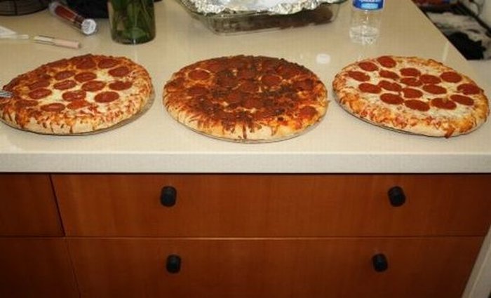 Жутко калорийная пицца (26 фото)