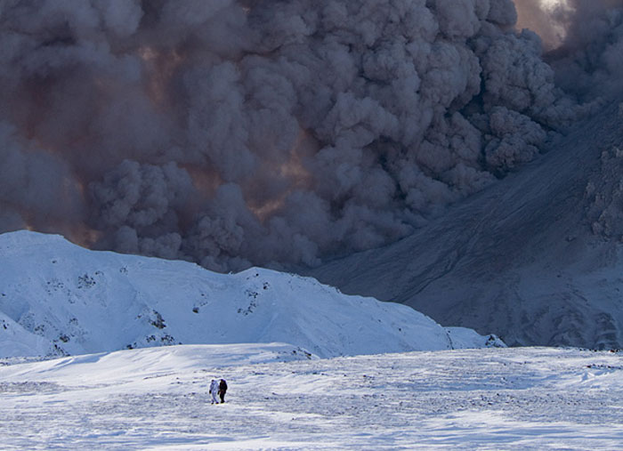 Извержение вулкана Кизимена