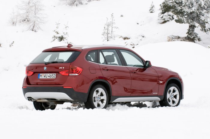 2011 BMW X1 xDrive28i (17 )