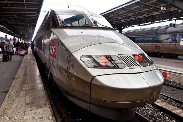 Скоростной поезд TGV