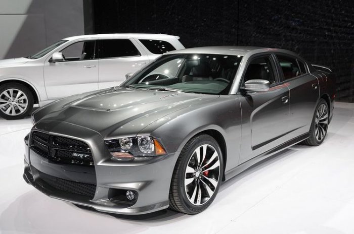 Dodge Charger SRT8