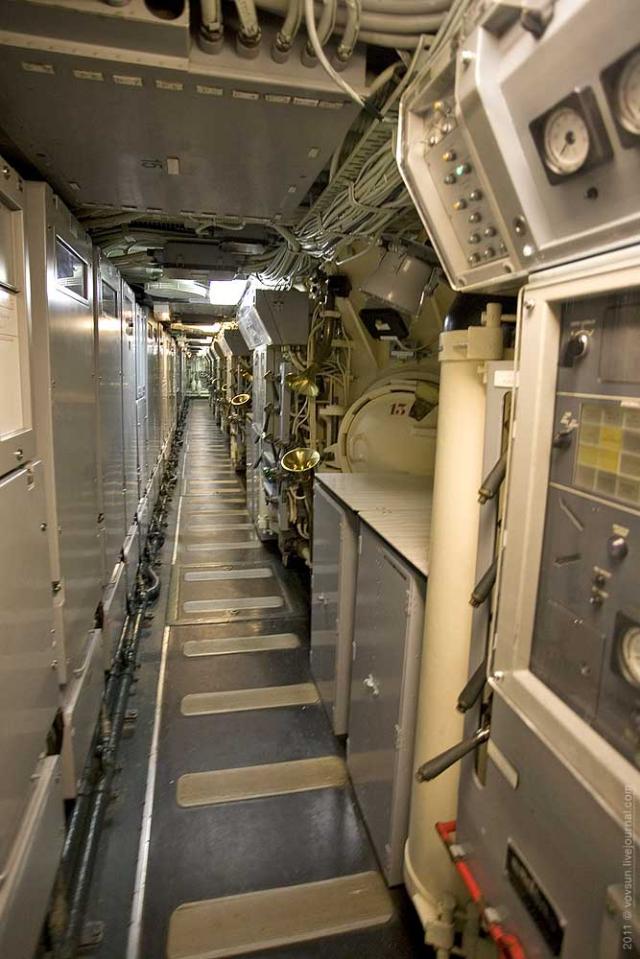 Внутри атомной подводной лодки
