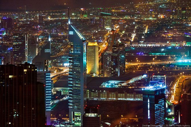 Ночные виды с самого высокого здания в мире, Бурдж-Халифа
