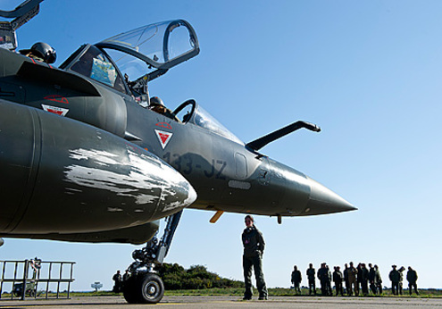 Подготовка на авиабазах НАТО к вылетам в Ливию