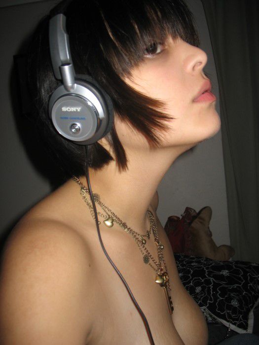  DJ (18 )