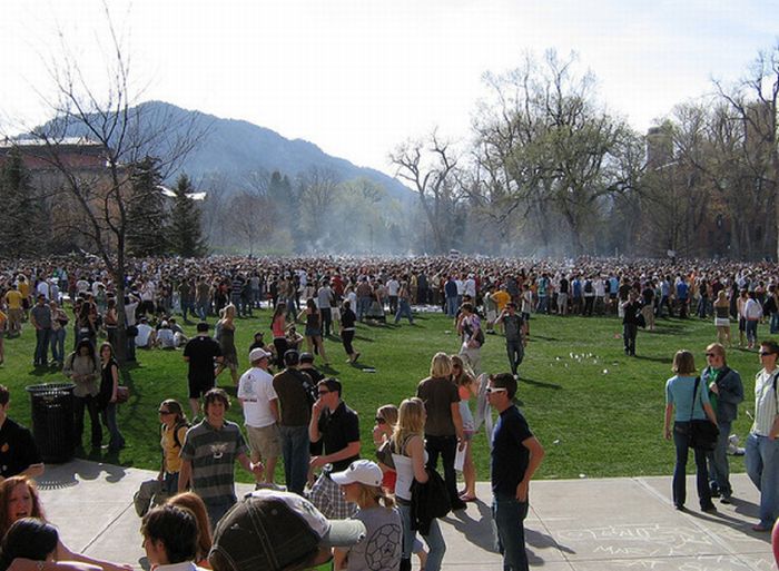 Весёлый праздник в университете Колорадо