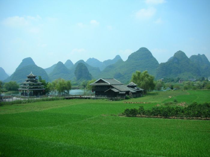    (Guilin)