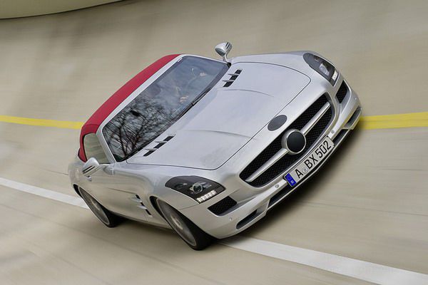 Mercedes SLS AMG Roadster