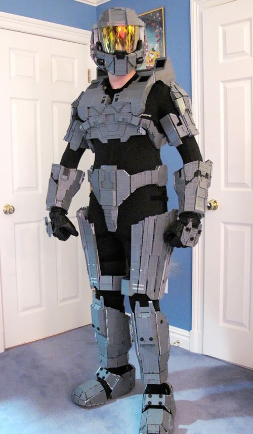 Классный костюм из "Лего"