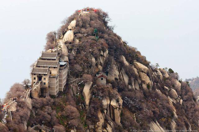 Священная вершина даосизма - Гора Хуа