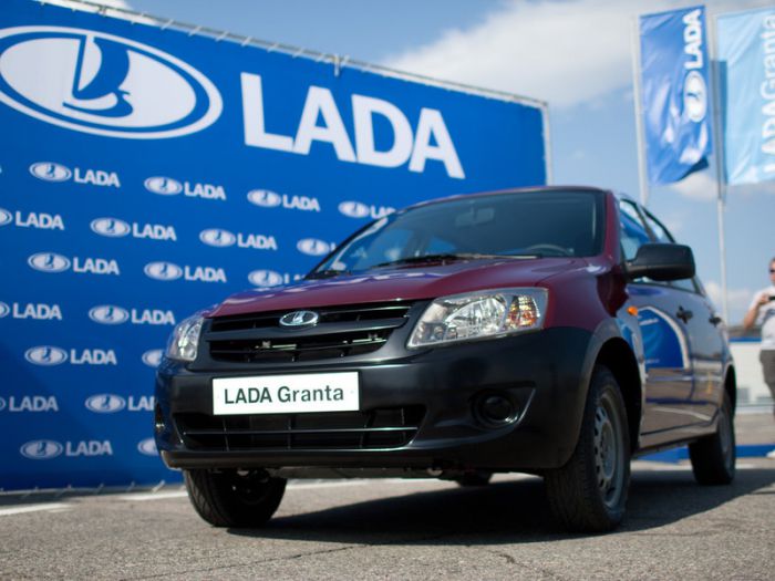  Lada Granta (29  + )