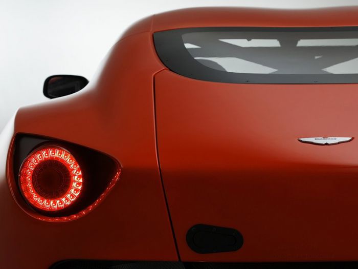 Aston Martin V12 Zagato (7 )