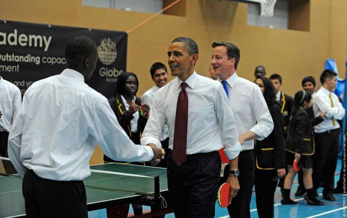 Барак Обама и Дэвид Кэмерон сыграли в настольный теннис (6 фото)