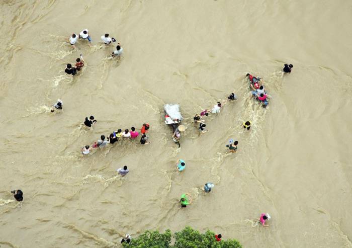 Наводнение в Китае (30 фото)