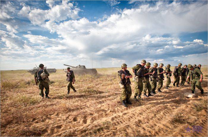 Учения морпехов Каспийской военной флотилии (98 фото)