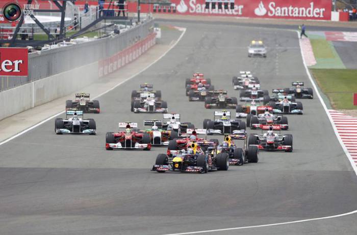 Формула 1 Гран-При в Великобритании (39 фото)