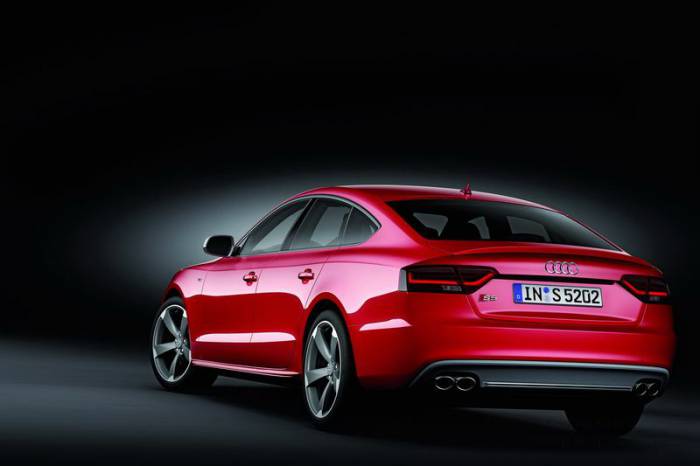   Audi A5   (120 )