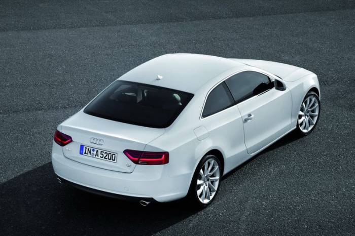   Audi A5   (120 )