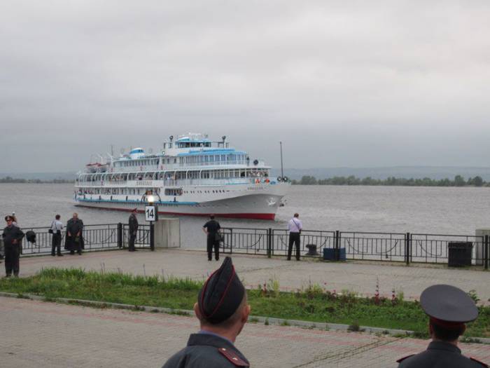 Речной порт, Казань. 10 июля 2011 г. (9 фото)