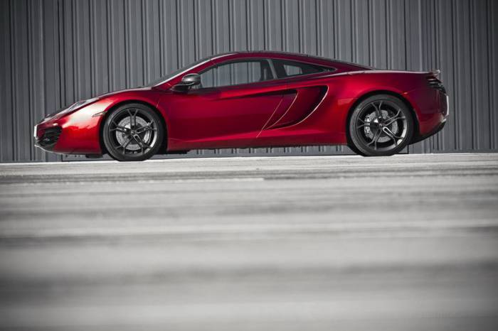 McLaren MP4-12C  (40 )