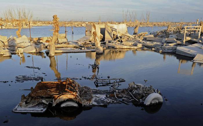 Villa Epecuen -    (21 )