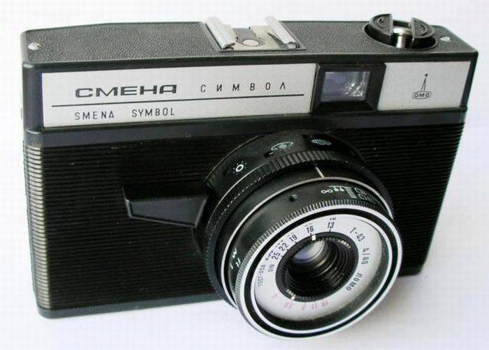 Модели фотоаппаратов времен СССР (19 фото)