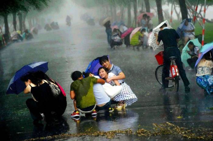 Мощный тайфун в Шанхае