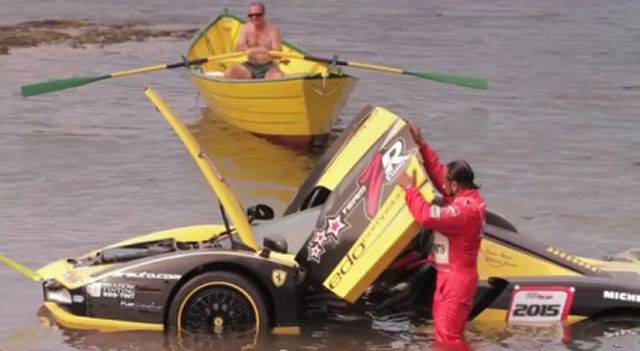 Ferrari Enzo за $1,5 миллиона упал в океан