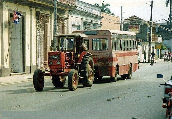 Общественный транспорт на Кубе (11 фото)