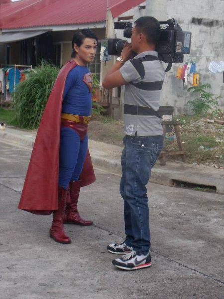 Превращение в Супермена (24 фото)