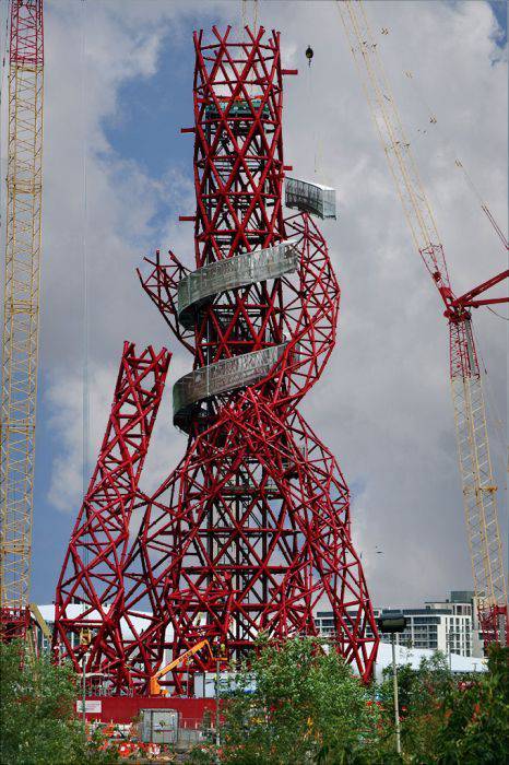 ArcelorMittal Orbit в Лондоне (17 фото)