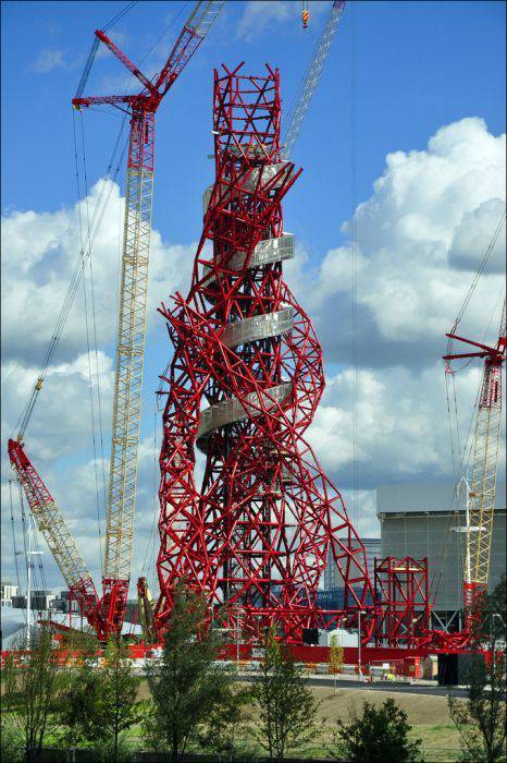 ArcelorMittal Orbit   (17 )