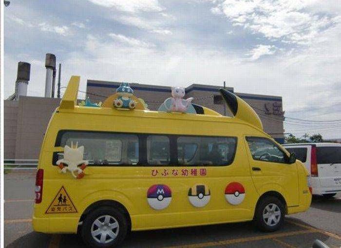 Необычные школьные автобусы в Японии